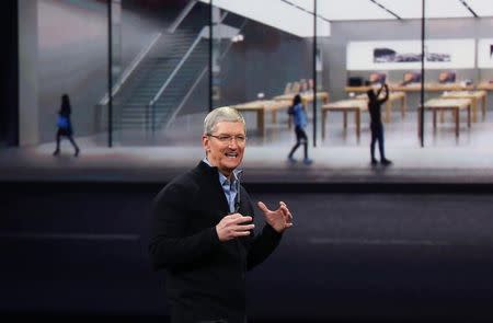Apple CEO Tim Cook speaks during an Apple event in San Francisco, California March 9, 2015. REUTERS/Robert Galbraith