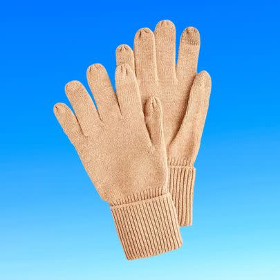 A pair of women's cashmere gloves with tech touch