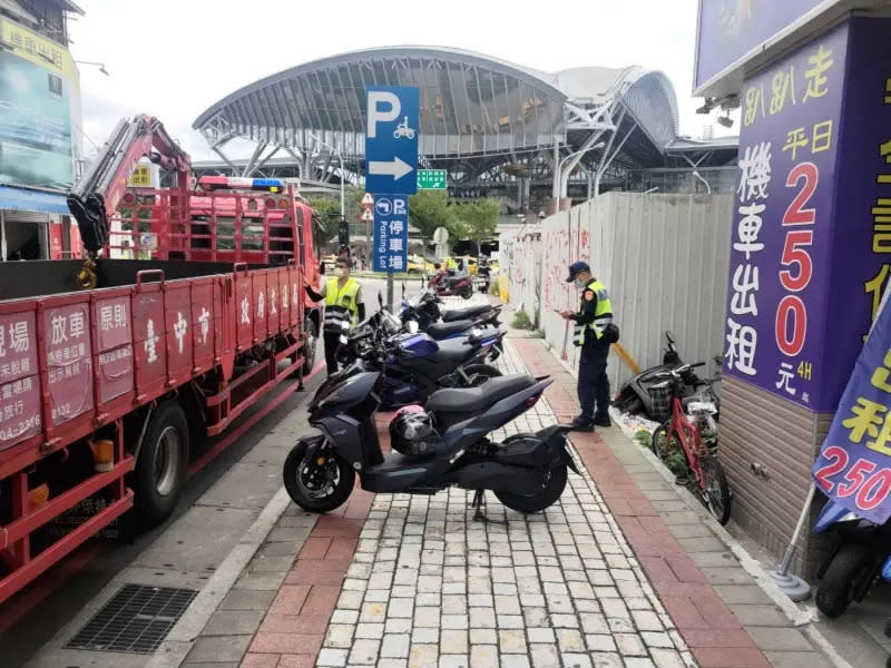 ▲台中火車站周邊人行空間，警察局也列為優先重點執法違停區域(圖／交通局提供2023.8.19)