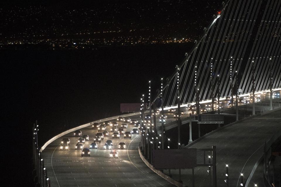 Bay Bridge opens to traffic