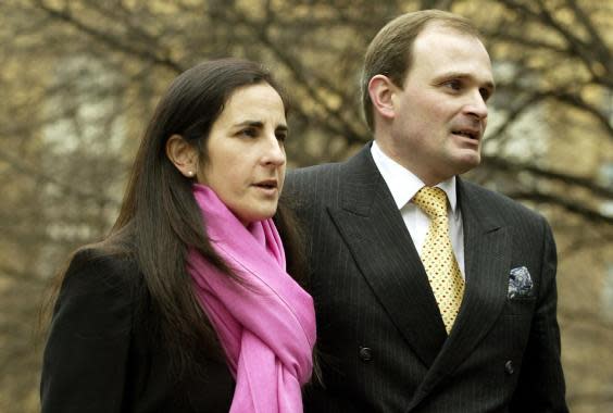 Diana and Charles Ingram arrive at Southwark Crown Court March 3, 2003 (Getty)