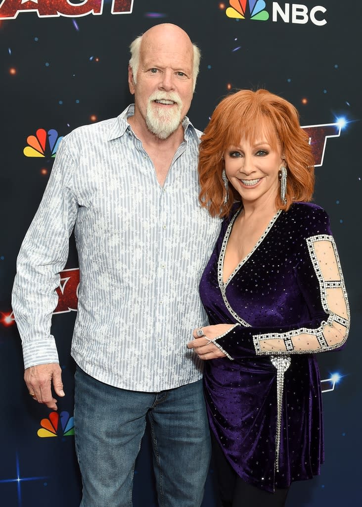 Reba McEntire, Rex Linn