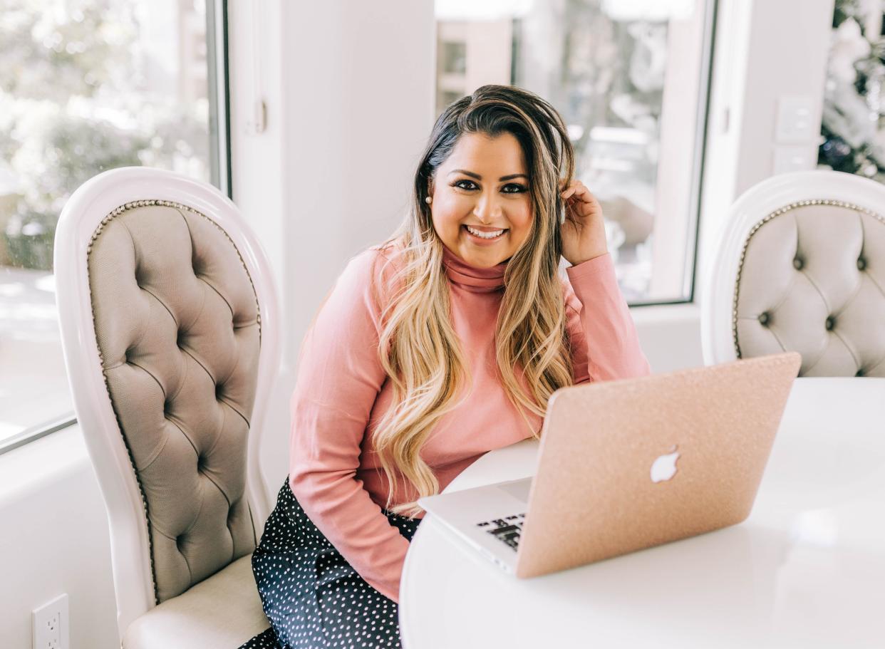 Paloma Guerrero (@glitterglucose) is a lifestyle influencer "living my glittery, girly, fabulous life, and I just happen to have Type 1 Diabetes."