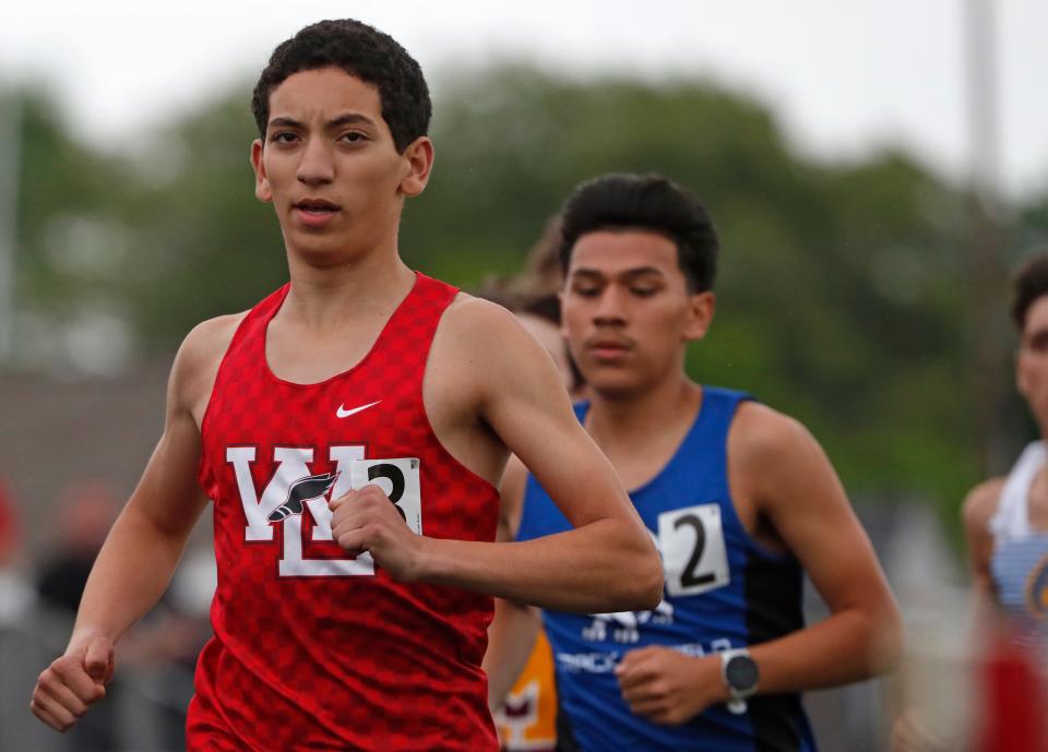 West Lafayette Ryan Miloudi races in the 1600m run during the IHSAA boy’s track and field sectional meet, Thursday, May 16, 2024, at West Lafayette High School in West Lafayette, Ind.