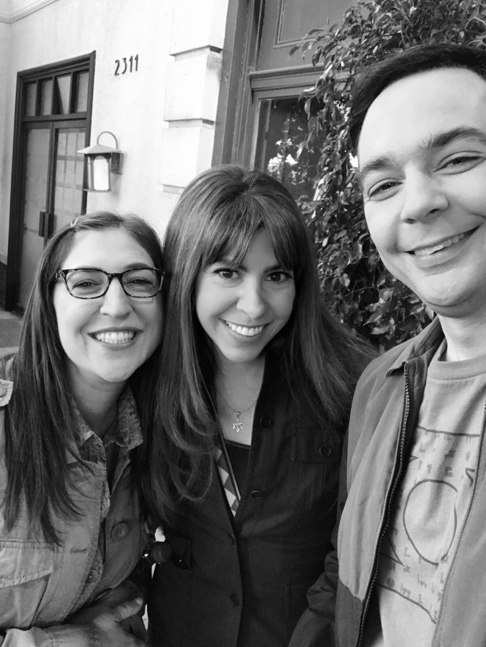 <h1 class="title">The-Big-Bang-Theory-Mayim-Bialik-Jessica-Radloff-Jim-Parsons-season-finale-2019.jpg.jpg</h1><cite class="credit">Jessica Radloff with selfie assistance from Jim Parsons</cite>