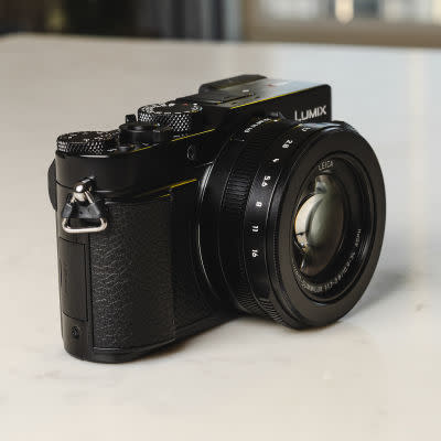 You can mark down 2019 as the year that mirrorless cameras vaulted to the topof photographers' wish lists