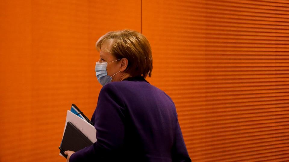 Bundeskanzlerin Angela Merkel (CDU) kommt zur wöchentlichen Kabinettssitzung der Bundesregierung im Kanzleramt.