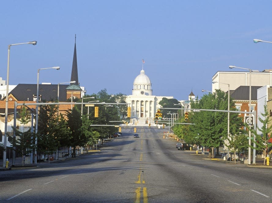 Road leading to the State Capitol of Alabama, Montgomery, Alabama