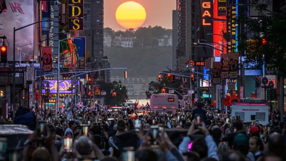 Manhattanhenge 2023