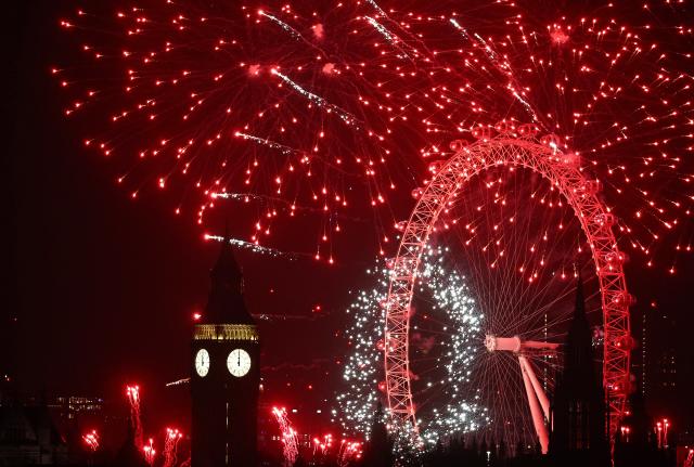 2024 celebrations continue with London's New Year's Day Parade and Loony  Dook in Scotland, UK News