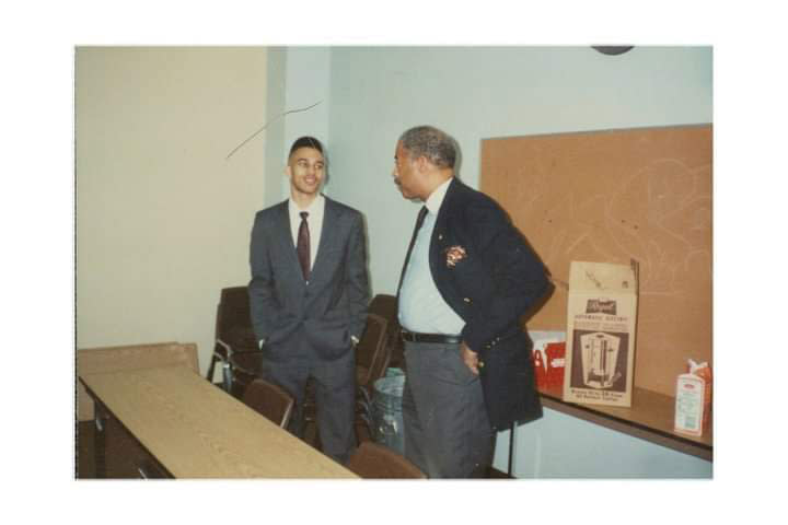 Jeffries and Ervin Graves at a Kappa Alpha Psi Fraternity, Inc., Binghamton Alumni Chapter and Mu Kappa Undergraduate Chapter meeting in 1991.<span class="copyright">Courtesy of Joseph Cordero</span>