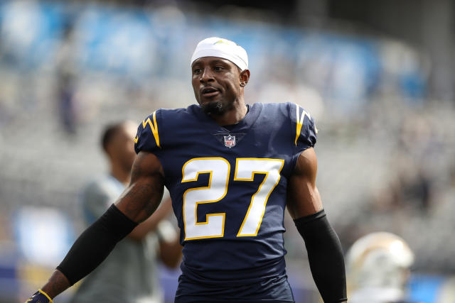Chargers GM Tom Telesco reportedly apologized to DBs for signing