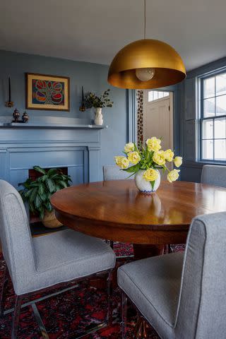 <p>Design by <a href="https://sarahandsons.com/" data-component="link" data-source="inlineLink" data-type="externalLink" data-ordinal="1" rel="nofollow">Sarah & Sons Interiors</a> / Photo by <a href="http://www.damnrabbitstudios.com/" data-component="link" data-source="inlineLink" data-type="externalLink" data-ordinal="2" rel="nofollow">Sarah Szwajkos</a></p>