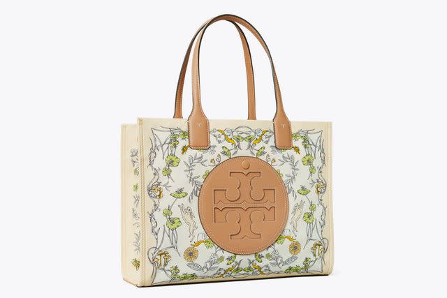 <p>Tory Burch</p>