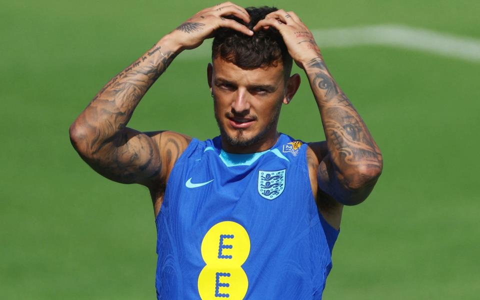 Al Wakrah SC Stadium, Al Wakrah, Qatar - November 18, 2022 England's Ben White during training REUTERS/