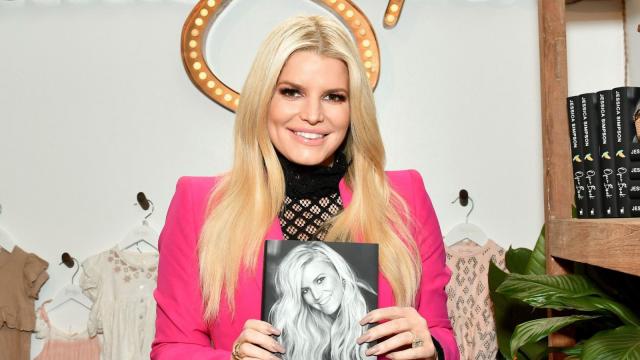 Jessica Simpson Puts Palatial Hidden Hills Mansion on the Market for $22  Million