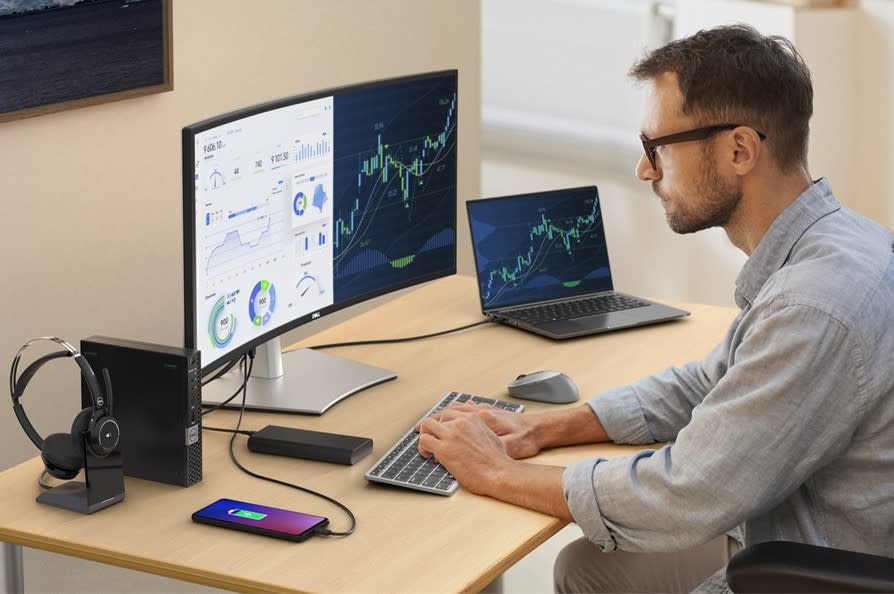 Dell UltraSharp 34 Curved USB-C Hub Monitor