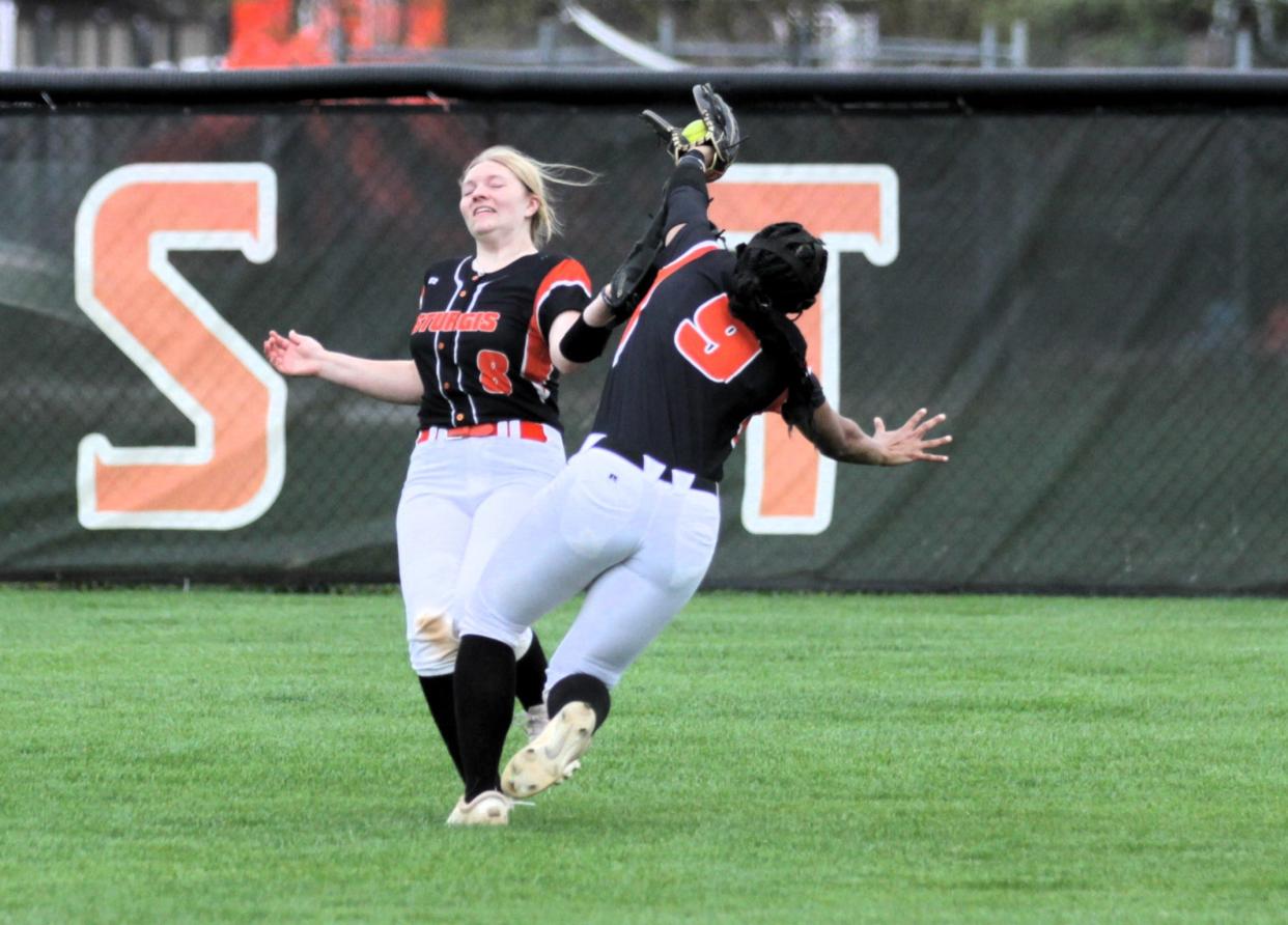 Maddy Webb makes an over-the-shoulder grab for an out on Tuesday.