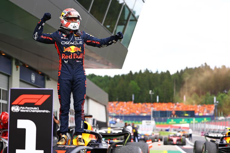 Verstappen, el Nº 1: el neerlandés desafío la estrategia conservadora de Red Bull para sumar el punto de la vuelta más veloz en el GP de Austria.