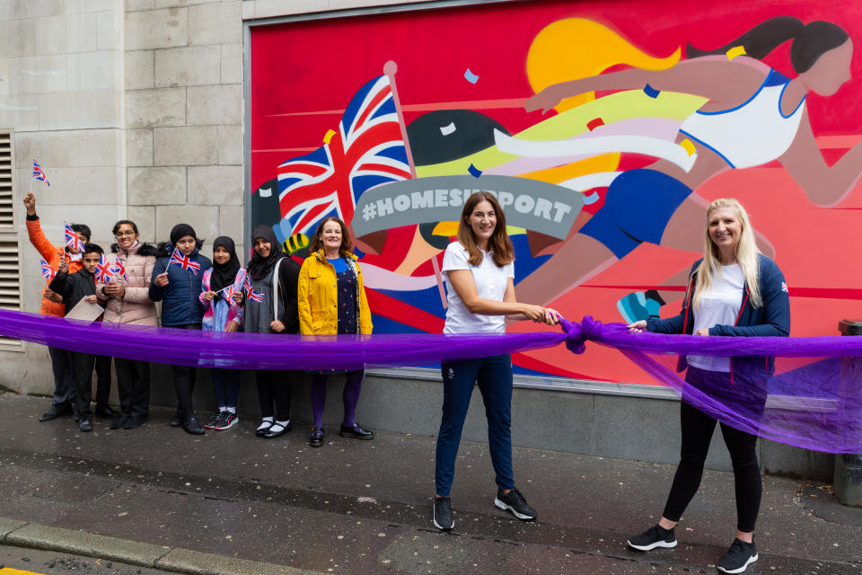 Adlington was joined by former taekwondo star Sarah Stevenson to unveil a mural in Manchester as part of the PurpleBricks Home Support campaign