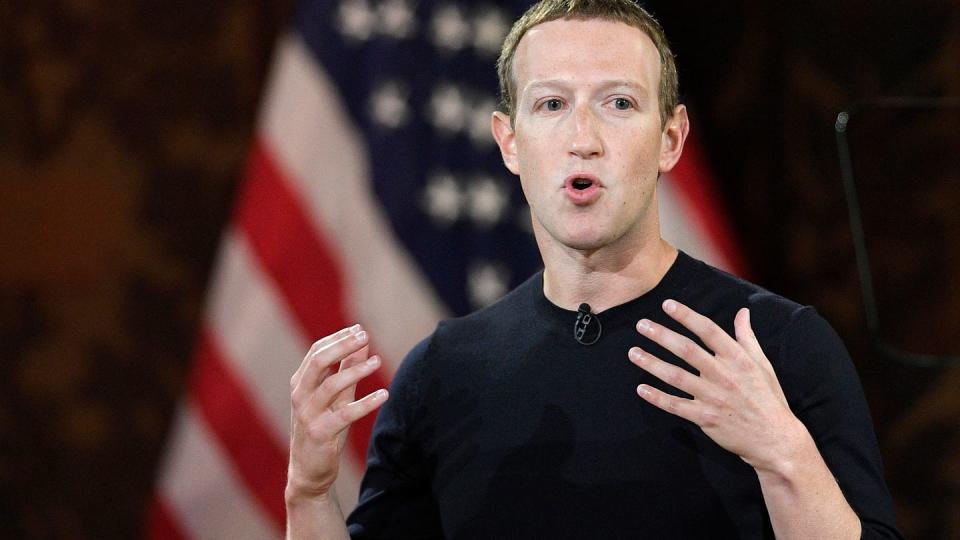 Facebook-Chef Mark Zuckerberg spricht in der Georgetown University. Facebook wird den scheidenden US-Präsidenten D. Trump bis auf Weiteres sperren.