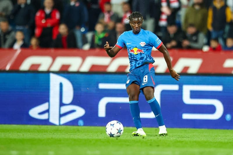 Leipzig's Amadou Haidara in action during the UEFA Champions League Group G soccer match between Red Star Belgrade and RB Leipzig at Stadion Rajko Mitic. RB Leipzig have extended the contract of midfielder Amadou Haidara, the Bundesliga club said on Friday. Jan Woitas/dpa