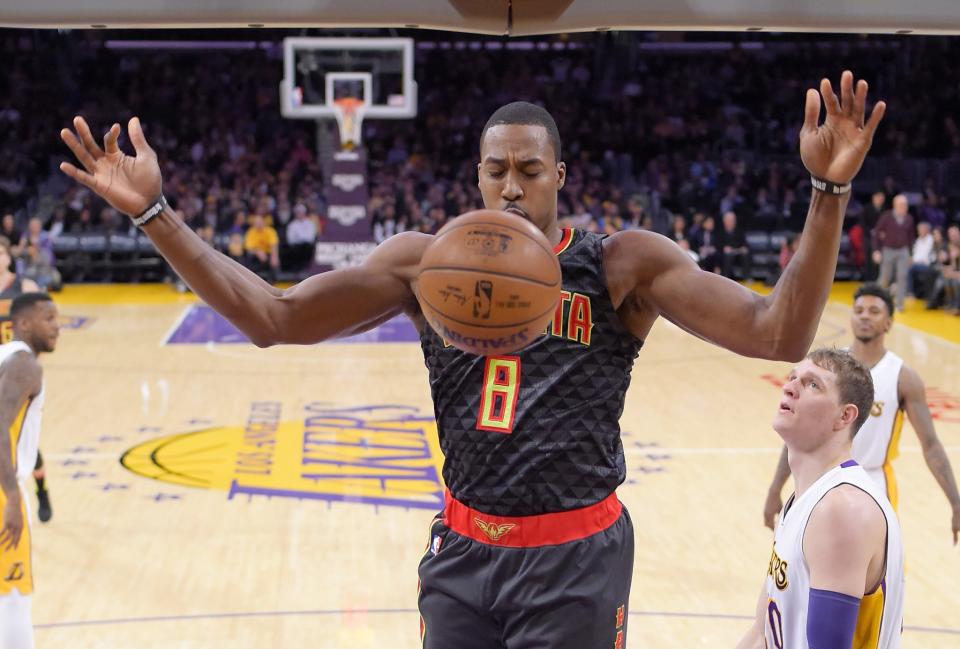 Dwight Howard tries to tune out the noise. (AP)