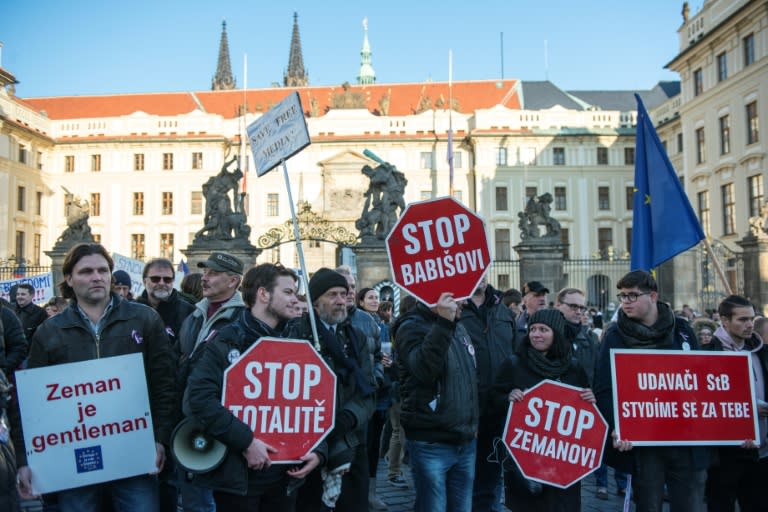 Protesters in Prague rally against Prime Minister Andrej Babis