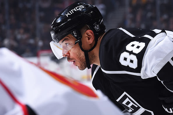 LOS ANGELES, CA - APRIL 6: Jarome Iginla #88 of the Los Angeles Kings lines up for a face-off during the game against the Calgary Flames on April 6, 2017 at Staples Center in Los Angeles, California. (Photo by Juan Ocampo/NHLI via Getty Images) *** Local Caption ***