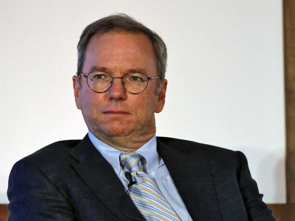 google chairman eric schmidt speaking at conference in india