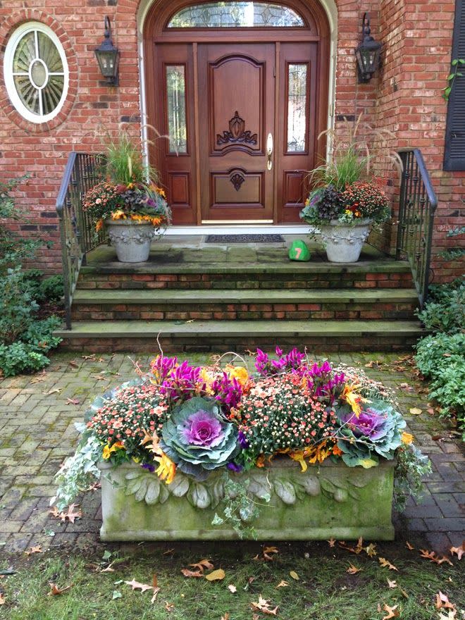 <p>Filling containers with <a href="http://www.housebeautiful.com/lifestyle/gardening/g2813/november-flowers/" rel="nofollow noopener" target="_blank" data-ylk="slk:autumnal flowers" class="link ">autumnal flowers</a> can bring a pop of color to your doorstep. To make it more visually interesting, choose plants in a variety of colors and textures. </p><p>See more at <a href="http://floresdelsol.blogspot.com/2012/10/fall-container-gardens.html" rel="nofollow noopener" target="_blank" data-ylk="slk:Flores del Sol" class="link ">Flores del Sol</a>. </p>