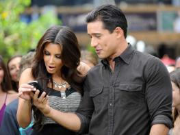 Kim Kardashian Mario Lopez phone