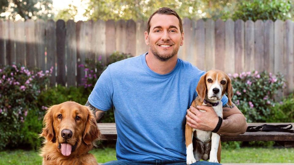 Brandon McMillan Teaches Dog Training