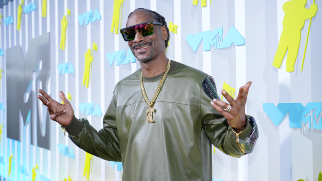 SNOOP DOGG - Lyrics, Playlists & Videos