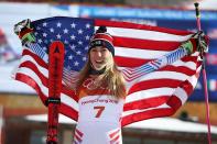 <p>mikaelashiffrin: Stars in the right hand, stripes in the left.. make sure it’s right side up.. careful with the wind.. don’t drop it!.. Okay okay, all set.. cool.. now SMILE!!” (Photo via Instagram/mikaelashiffrin) </p>