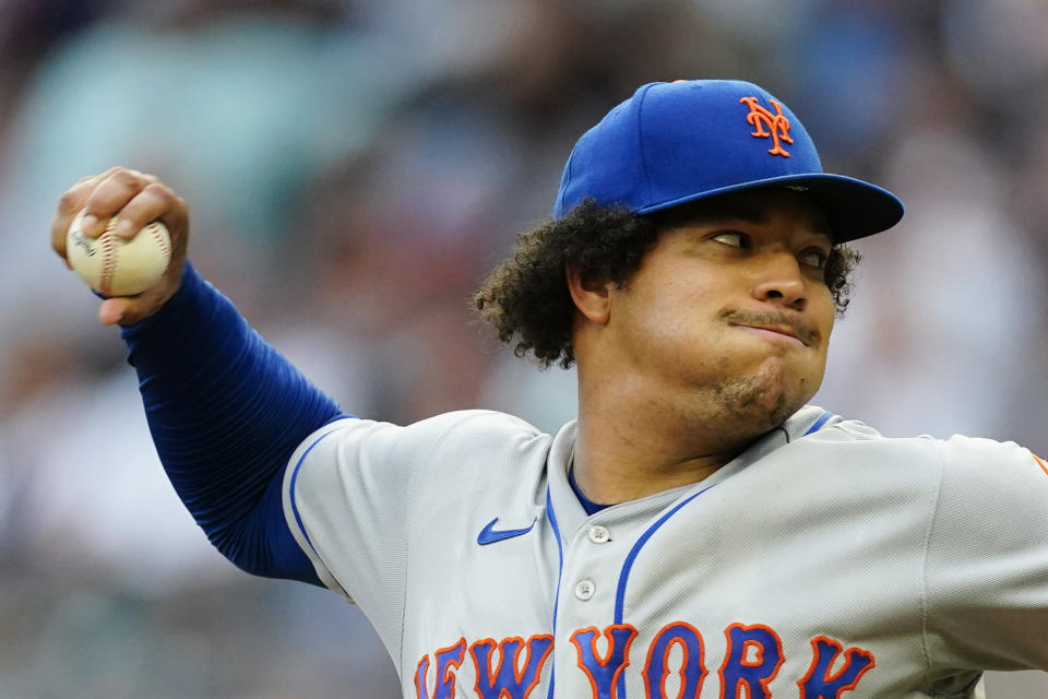 New York Mets starting pitcher Taijuan Walker delivers to an Atlanta Braves batter during the second inning of a baseball game Tuesday, Aug. 16, 2022, in Atlanta. (AP Photo/John Bazemore)