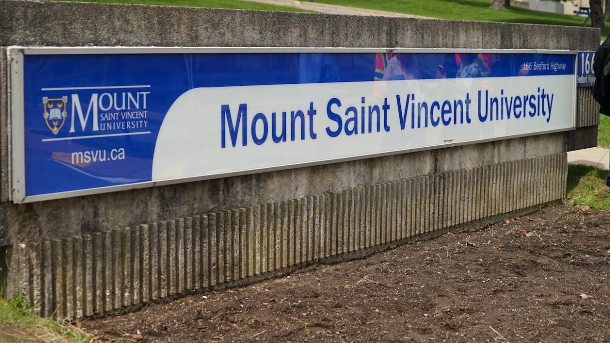 Classes are expected to resume at Mount Saint Vincent University in Halifax on Thursday. (Eric Woolliscroft/CBC - image credit)