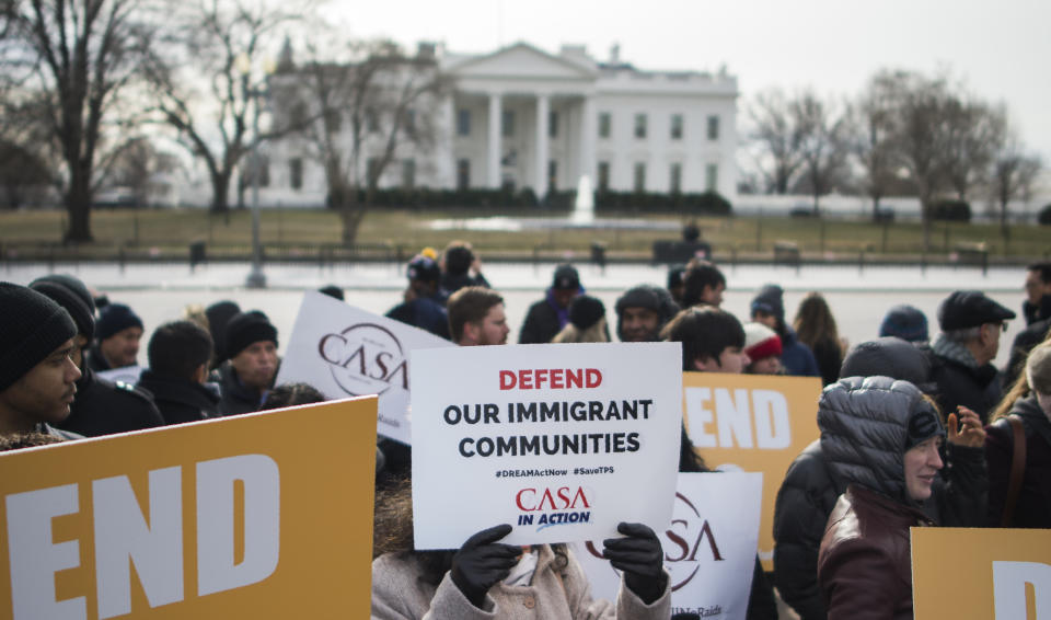 <p>Immigrants and activists protest near the White House to demand that the Department of Homeland Security extend Temporary Protected Status (TPS) for more than 195,000 Salvadorans on Jan. 8, 2018 in Washington. (Photo: Andrew Caballero-Reynolds/AFP/Getty Images) </p>