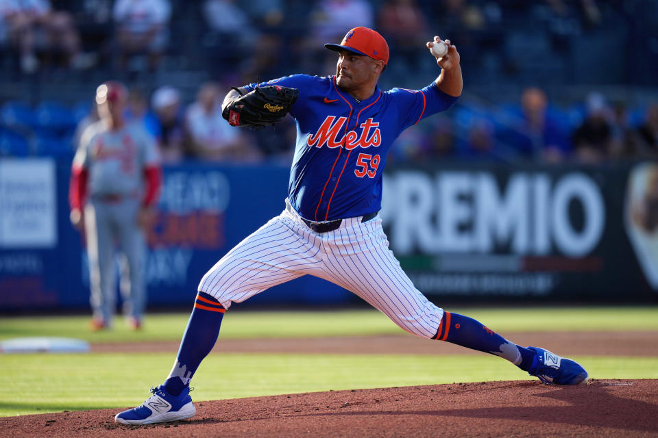 New York Mets starting pitcher Sean Manaea (59) throws a pitch against the St. Louis Cardinals during the first inning at Clover Park on March 19, 2024, in Port St. Lucie, Fla.