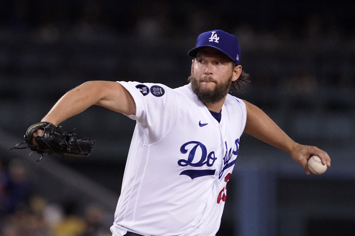 Kershaw leads Dodgers past Rox, to 50th win