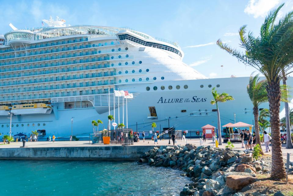 Wird ein Kreuzfahrtschiff auf euch warten, wenn ihr zu spät im Hafen ankommt? - Copyright: Diego F. Parra/ Pexels