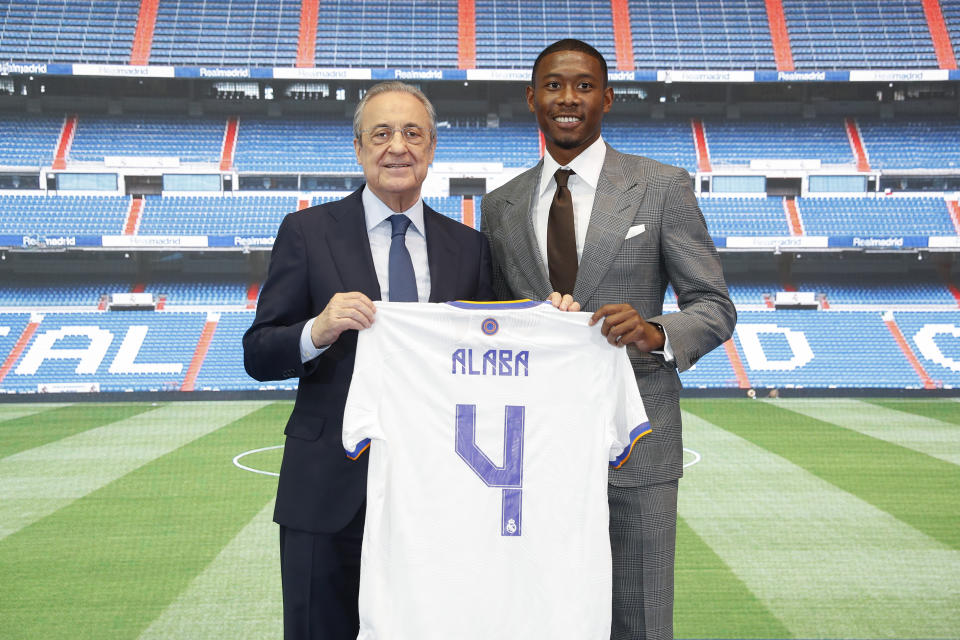 MADRID, SPAIN - JULY 21: New signing David Alaba of Real Madrid and Florentino Pérez on July 21, 2021 in Madrid, Spain. (Photo by Pedro Castillo/Real Madrid via Getty Images)