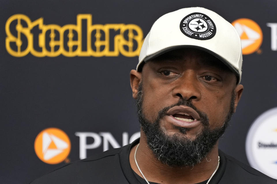 Pittsburgh Steelers head coach Mike Tomlin holds his season-ending meeting with reporters at the NFL football team's practice facility in Pittsburgh, Thursday, Jan. 18, 2024. (AP Photo/Gene Puskar)