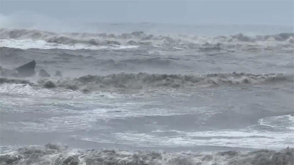 高雄風雨增強！民眾憂淹水噩夢　陳其邁：越往北登陸影響越強烈