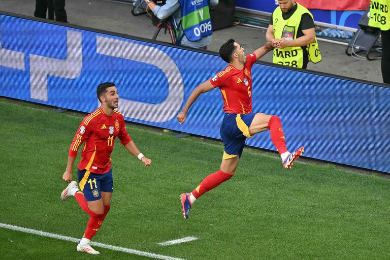 España le gritó la victoria a Alemania en su propia casa y se instaló en las semifinales de la copa
