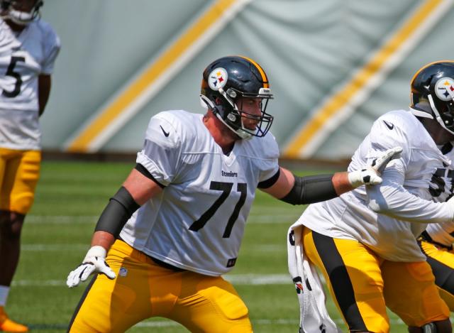 Steelers lose draft pick by playing OT Joe Haeg in Week 18