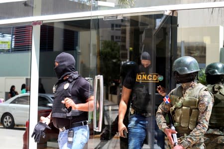 Members of the National Army, National Directorate of Drug Control (DNC) and Public Ministry raid the properties of Cesar Emilio Peralta in Santo Domingo