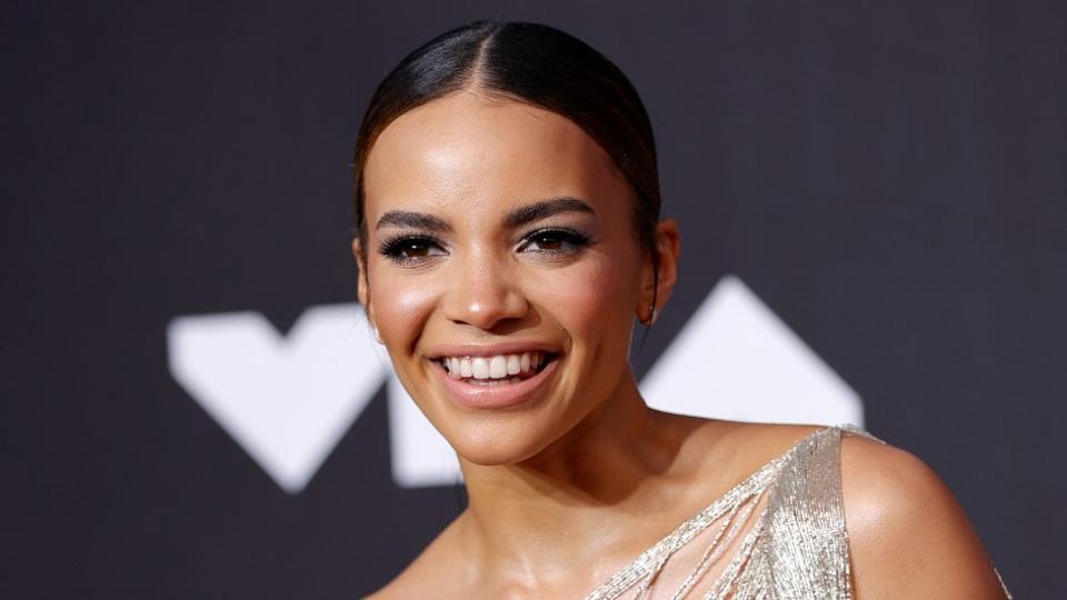 Leslie Grace