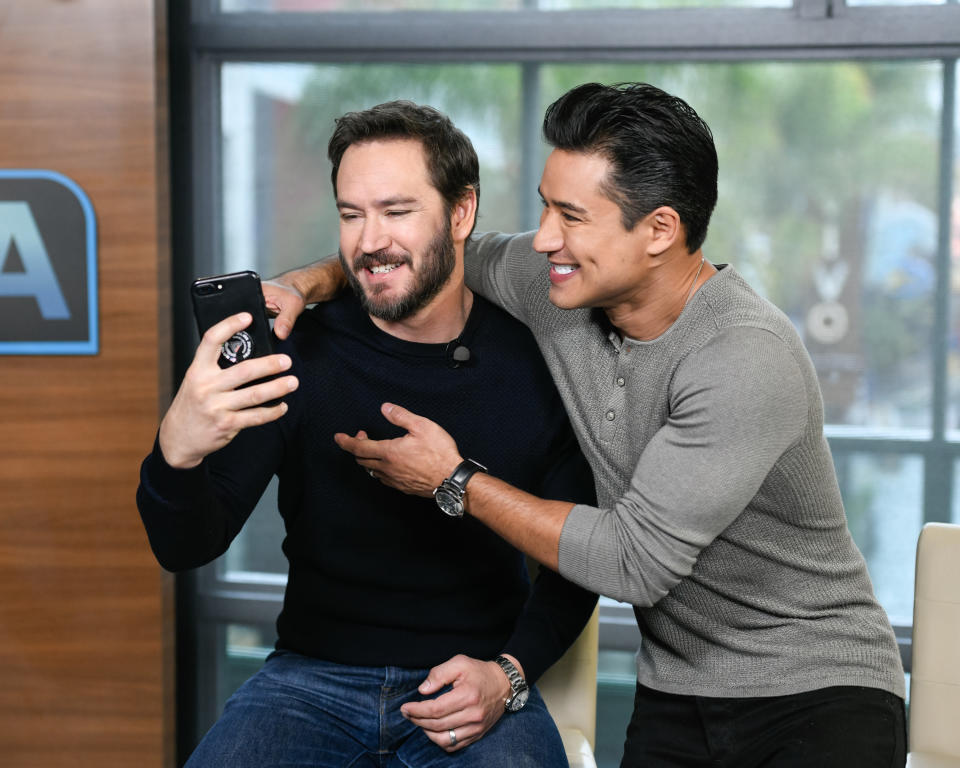 UNIVERSAL CITY, CALIFORNIA - JANUARY 16: Mark-Paul Gosselaar and Mario Lopez visit "Extra" at Universal Studios Hollywood on January 16, 2019 in Universal City, California. (Photo by Noel Vasquez/Getty Images)