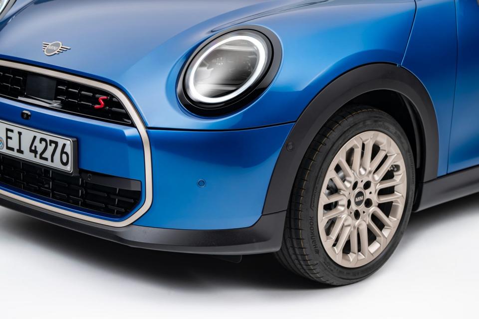 2025 mini cooper 4 door